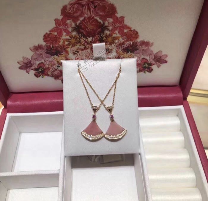 Bvlgari飾品 寶格麗七夕限量款 天然粉石裙子項鏈  zgbq3079